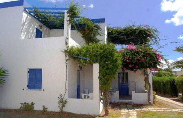 Amfitrion Hotel Vari  Ngoại thất bức ảnh