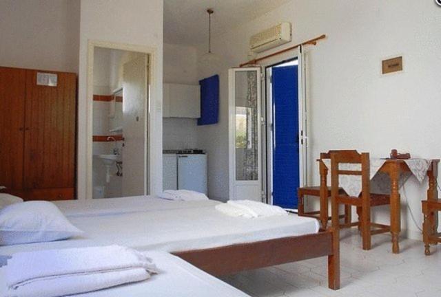 Amfitrion Hotel Vari  Phòng bức ảnh