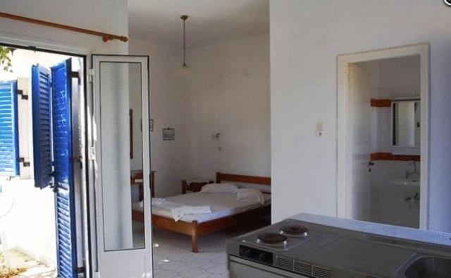 Amfitrion Hotel Vari  Phòng bức ảnh